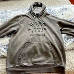 Large north face hoodie in good condition